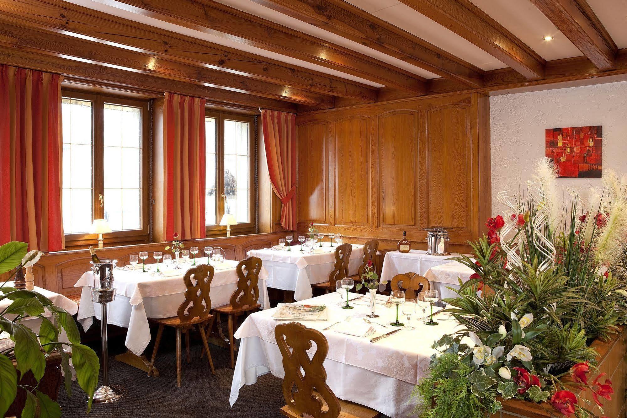 Logis Hotel-Restaurant De La Poste Urmatt Exterior photo