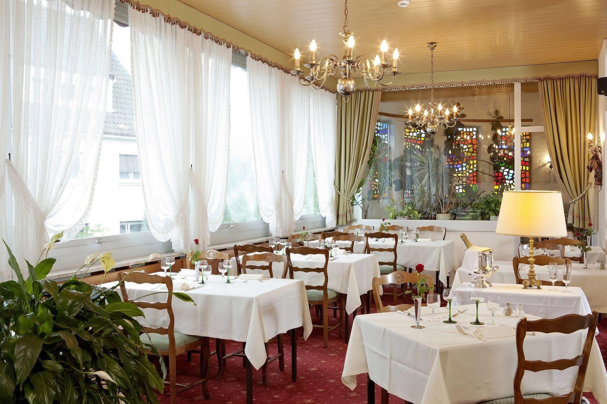Logis Hotel-Restaurant De La Poste Urmatt Exterior photo